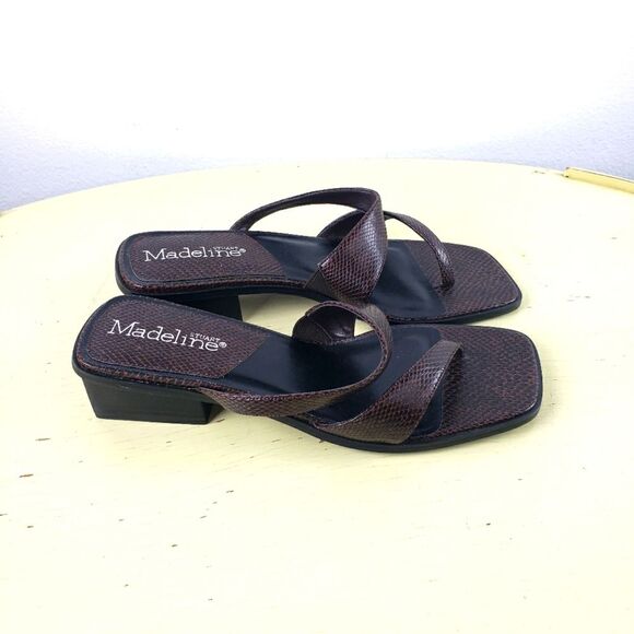 Women's Madeline Stuart Daphne Brown Animal Print Top Strap Sandals Size 7M - Picture 2 of 7